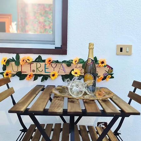 Ultreya - Free Street Parking Nyaraló *