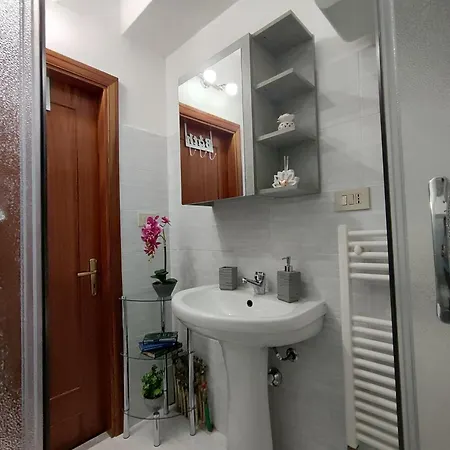 Ultreya - Free Street Parking Nyaraló